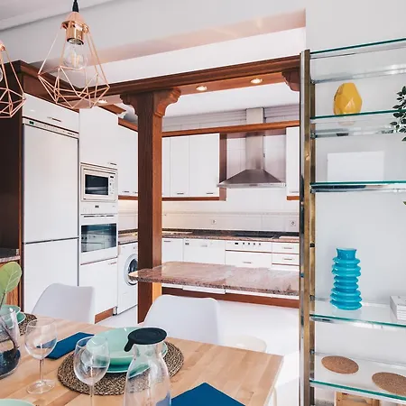 Zumalakarregi By People ビルバオ