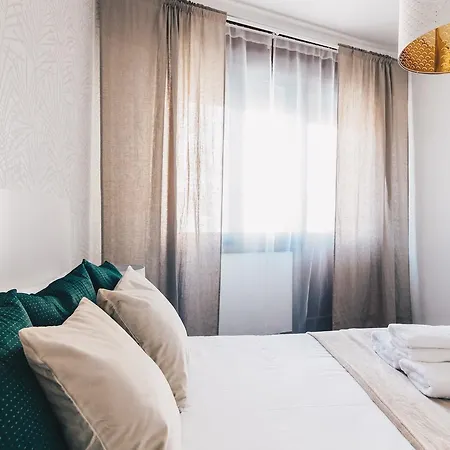 Zumalakarregi By People Apartman Bilbao